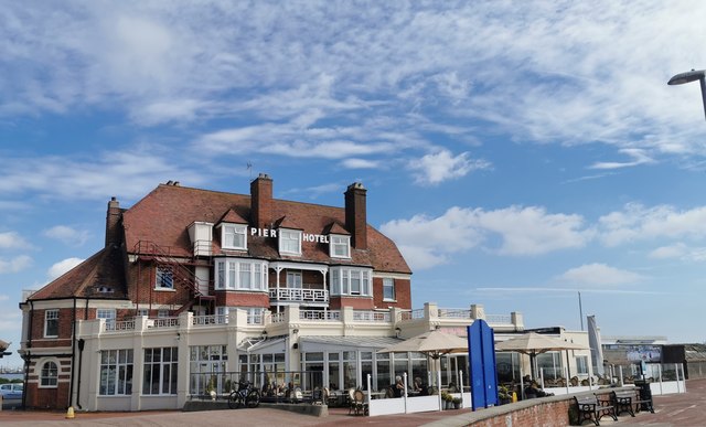 Pier Hotel, Gorleston-on-Sea © PAUL FARMER :: Geograph Britain and Ireland