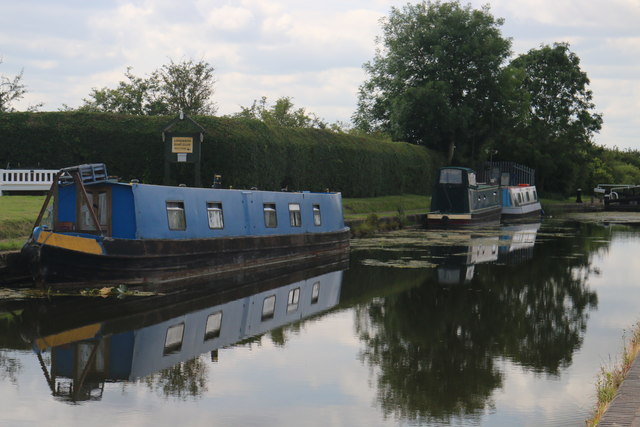 Barges on the Rushall canal