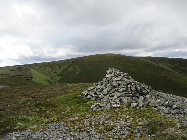 Cairn south of Carn na Glascoill