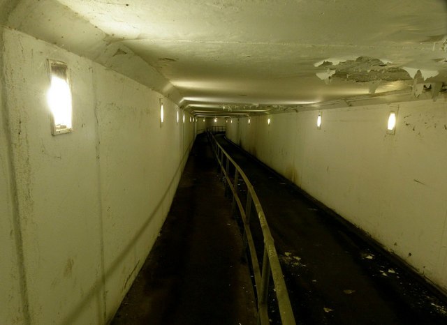 Clyde tunnel, eastern pedestrian and cycle subway