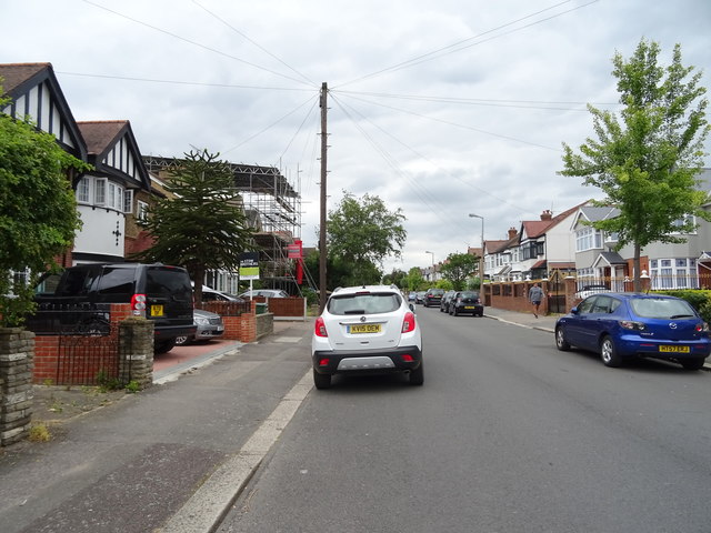 Kimberley Road, Chingford © JThomas cc-by-sa/2.0 :: Geograph Britain ...