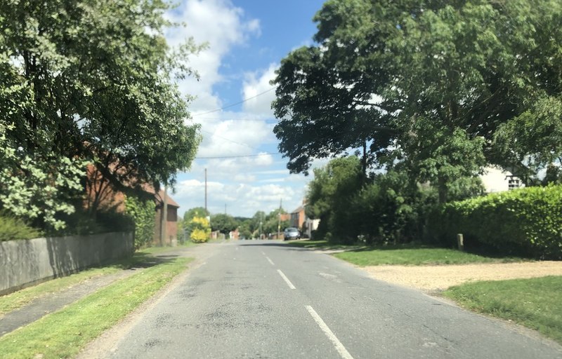 B6403 entering Colsterworth © David Robinson cc-by-sa/2.0 :: Geograph ...