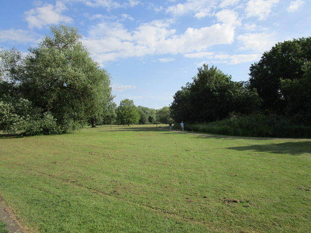 Riverside Park, St. Neots © Jonathan Thacker cc-by-sa/2.0 :: Geograph ...