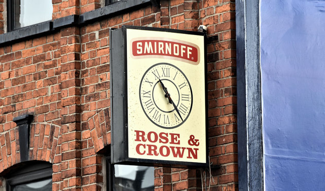 Smirnoff clock, Belfast (July 2019)