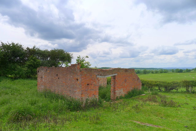 Barn ruins south of South Croxton Road