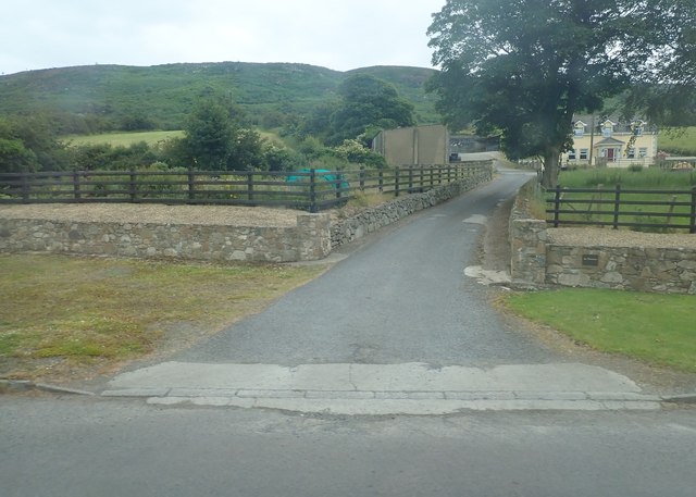 Farmhouse and outbuildings north of the Carrickdale Hotel and Spa