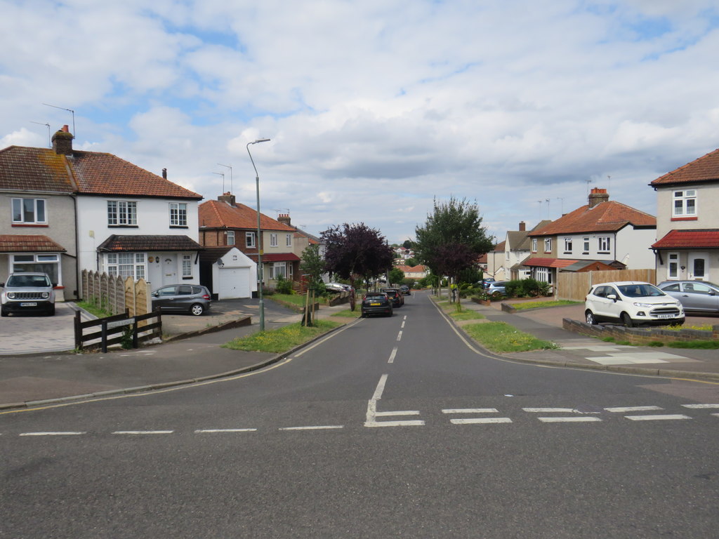 Midfield Avenue, Barnehurst © Malc McDonald Cc-by-sa/2.0 :: Geograph ...