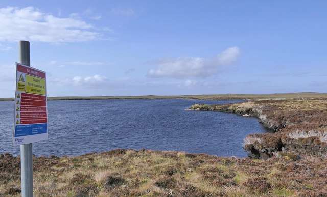 Warning sign, Loch Mòr an Stàrr, Isle of Lewis