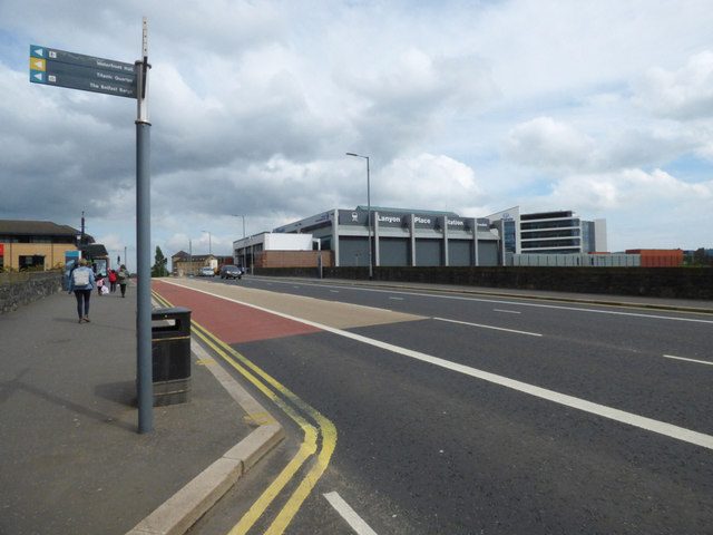 Lanyon Place railway station © Thomas Nugent cc-by-sa/2.0 :: Geograph ...