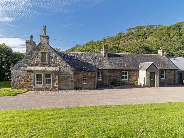 1 and 2 Mill House Berriedale © valenta :: Geograph Britain and Ireland