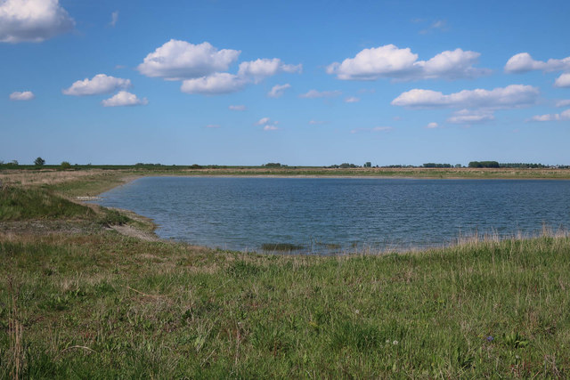 Coveney Byall Fen reservoir © Hugh Venables :: Geograph Britain and Ireland