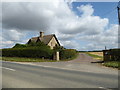 Chinham Cottages and the entrance to Chinham Farm