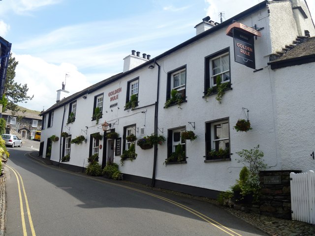 Ambleside buildings [5] © Michael Dibb cc-by-sa/2.0 :: Geograph Britain ...