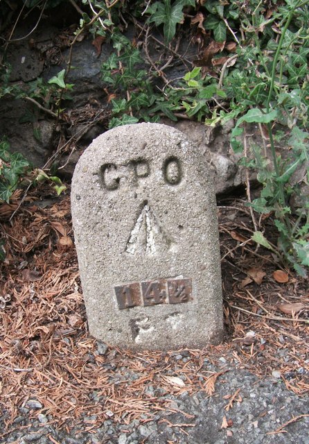 GPO cable marker on Penchwintan Road, Bangor