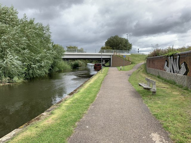 New bridge over the Nottingham and Beeston Canal