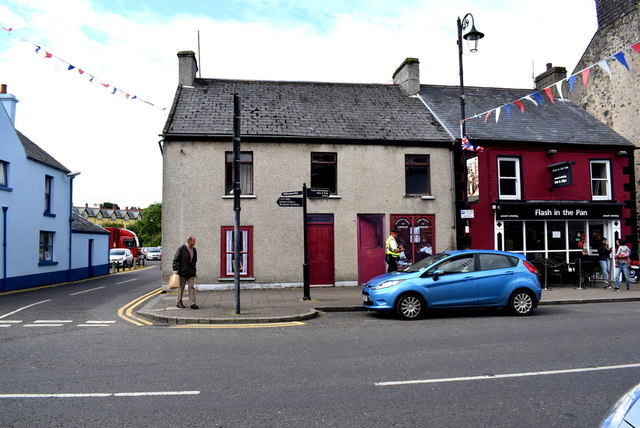 House with virtual front, Main Street, Bushmills