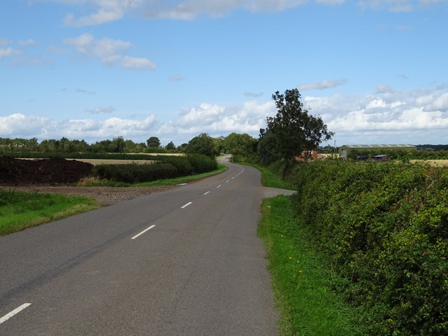Welsh Road East towards Southam