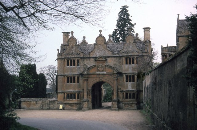 Gatehouse to the House - Stanway, Gloucestershire