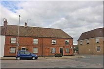 TL2470 : Houses on Pinfold Lane, Godmanchester by David Howard