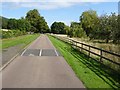 Road approaching Worcestershire Golf Club