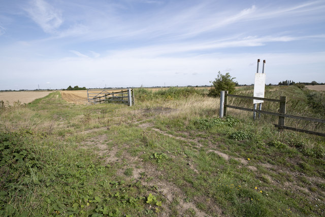 Farm crossing on the old March to Wisbech railway