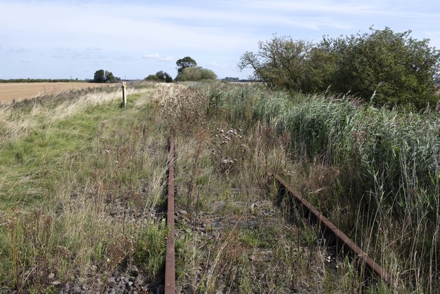Old railway trackbed north of Coldham