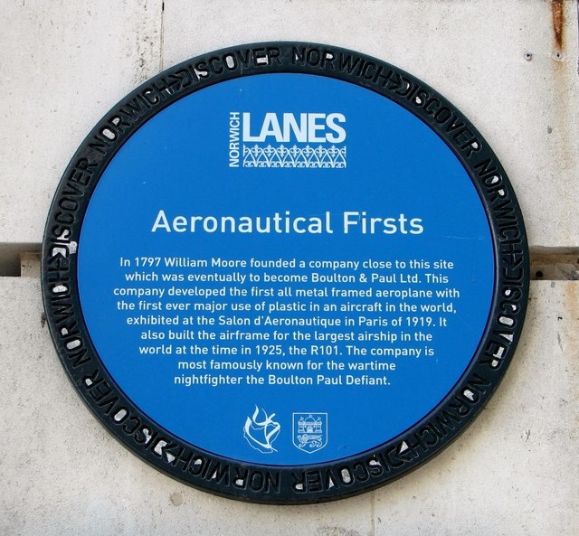 Blue plaque 'Aeronautical Firsts'