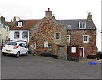 NO6107 : Harbour Office, Shoregate, Crail by Andrew Curtis