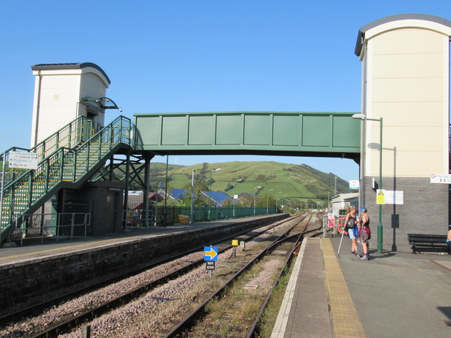 Machynlleth Station, With Footbridge And... © Roy Hughes :: Geograph ...