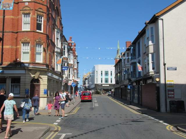 Aberystwyth Terrace Road © Roy Hughes cc-by-sa/2.0 :: Geograph Britain ...