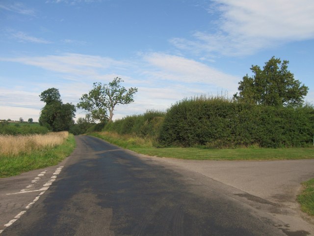 Horn Lane © Alex McGregor cc-by-sa/2.0 :: Geograph Britain and Ireland