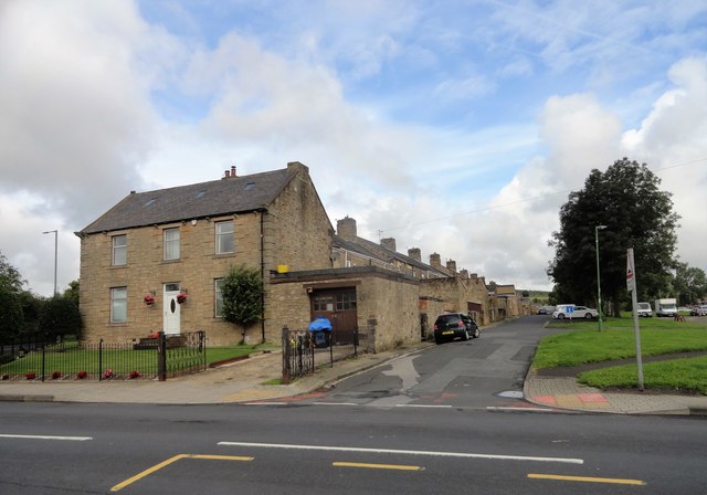 Bottom of Stone Row, Grange Villa © Robert Graham :: Geograph Britain ...