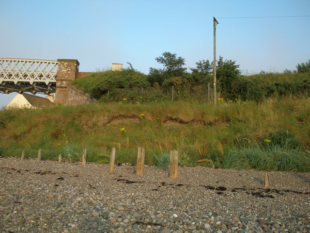 Erosion of bank near the South Esk Viaduct