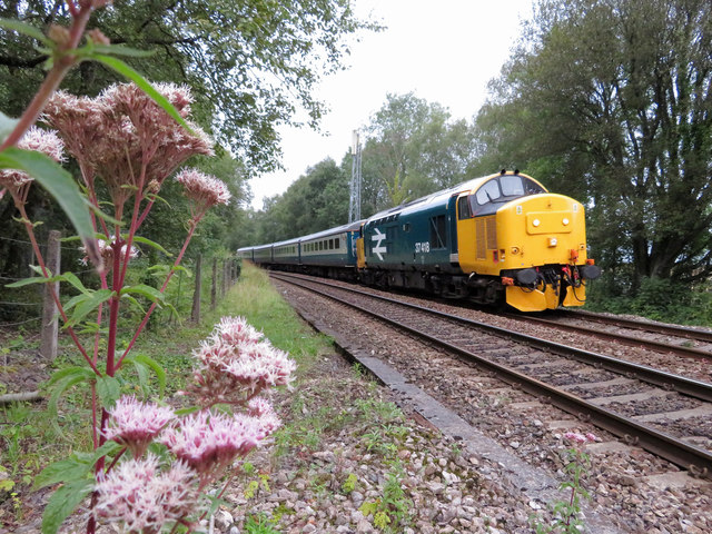 Class 37 At Wernddu Foot Crossing © Gareth James Cc By Sa20 Geograph Britain And Ireland 6024