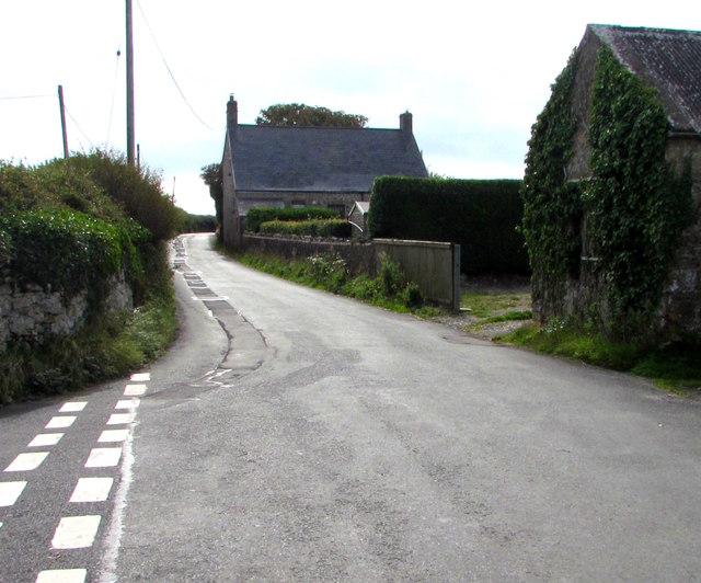 SE along Heol Las, Monknash © Jaggery :: Geograph Britain and Ireland