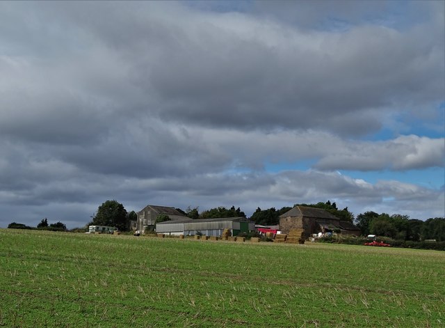 Turnshaw Farm, Ulley © Neil Theasby cc-by-sa/2.0 :: Geograph Britain ...