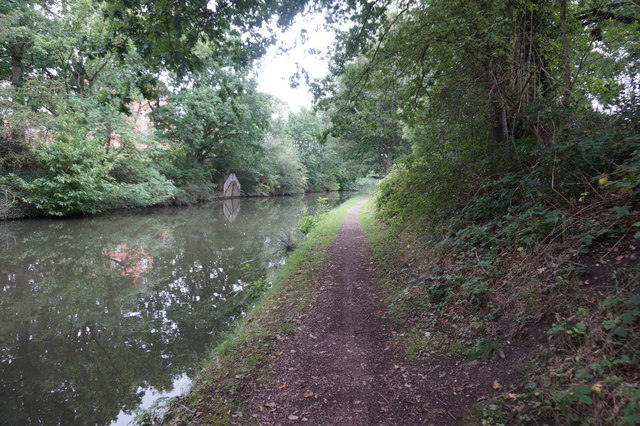 Lode Heath, Solihull - area information, map, walks and more