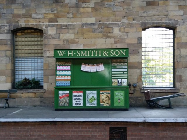 Pickering Station : old newspaper kiosk