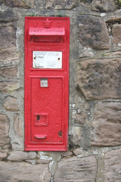 Victorian postbox, Ellingham