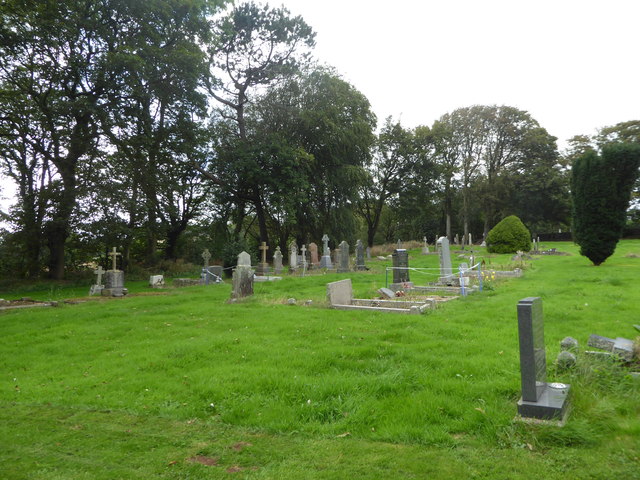 St Mary Magdalene, Wiston: Churchyard © Basher Eyre Cc-by-sa 2.0 