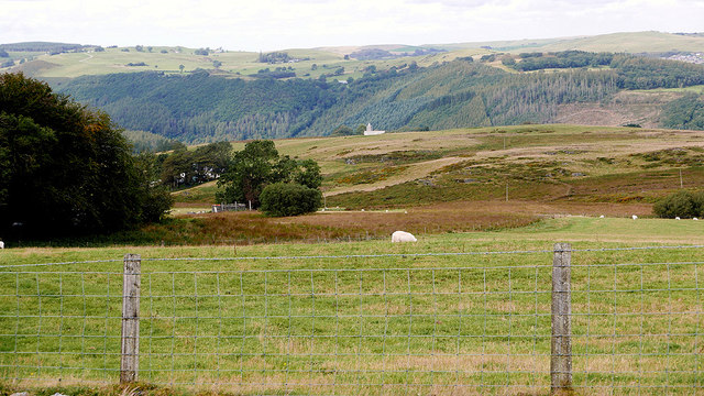 Farmland above Pen-y-gorlan