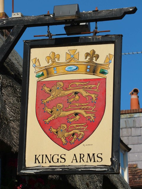 Kings Arms sign © Oast House Archive :: Geograph Britain and Ireland