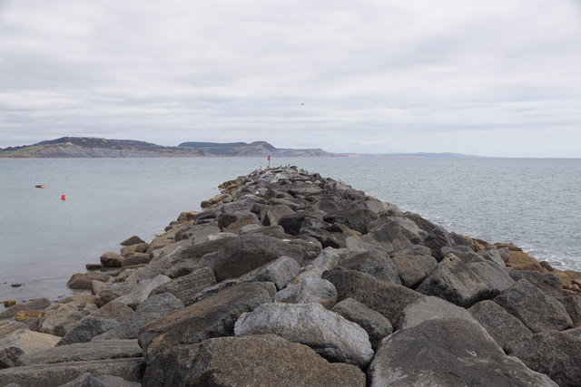 Breakwater at the end of the Cobb pier,... © Mike Pennington cc-by-sa/2 ...