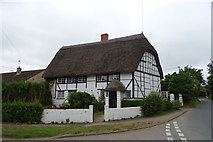 SU2991 : Corner Cottage, Fernham by JThomas