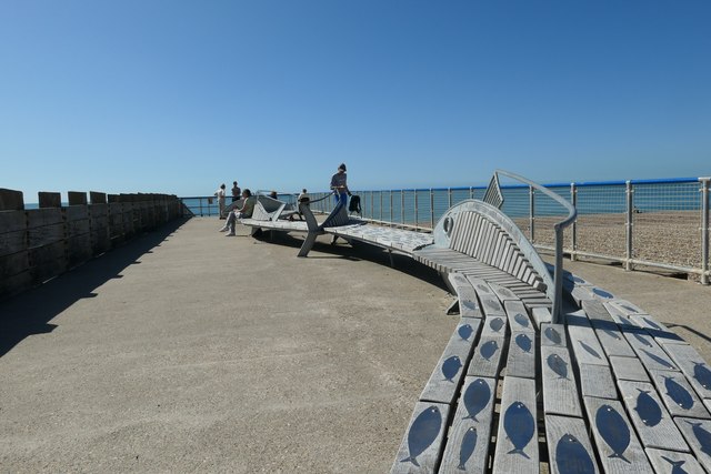 Shoal Seating © Peter Jeffery :: Geograph Britain and Ireland