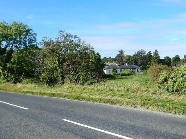 Cottages on the lower section of Sturgan Brae