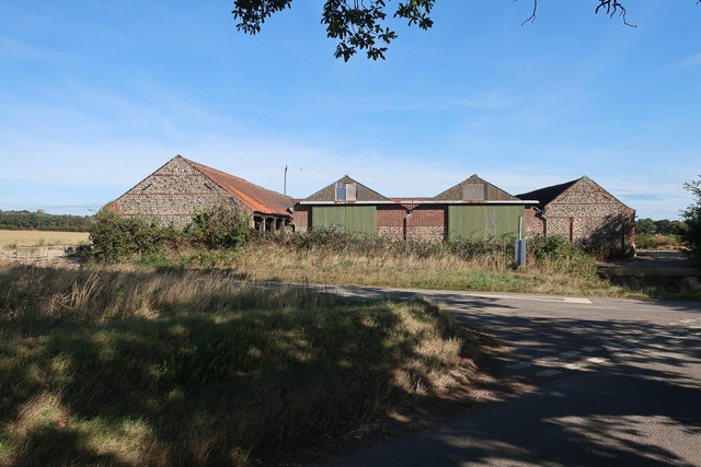 Barns by Bacton Road © Hugh Venables :: Geograph Britain and Ireland