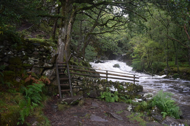 Rapids on Afon Cwmnantcol