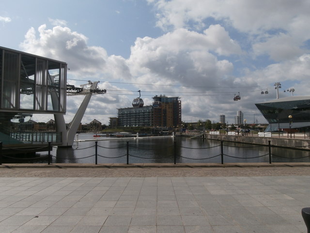Cable cars over the Royal Victoria Dock, London