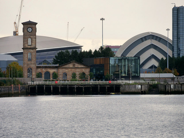 River Clyde, Queen's Dock Pumphouse and Clyde Auditorium